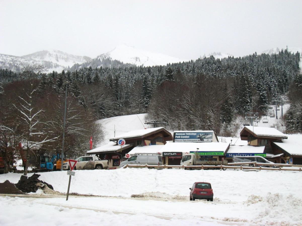 Appartement Au Pied Des Pistes, Avec Vue Sur La Montagne Bernex Exterior photo